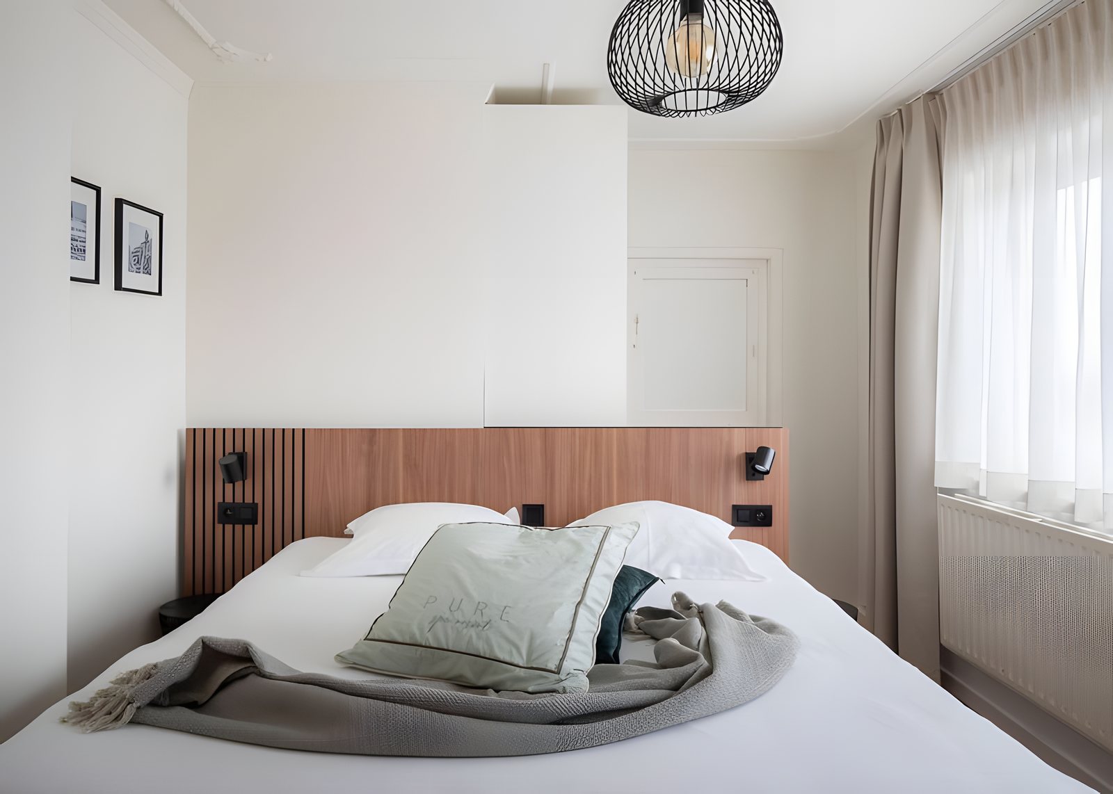 Chambre au plaid vert